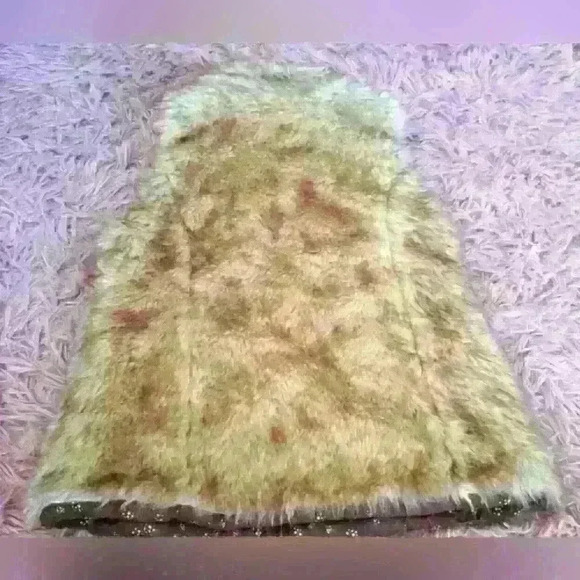 EUC Zara Girls Tan Faux Fur Fuzzy Soft Warm Winter Cozy Comfy Neutral Vest SZ S - Picture 2 of 3